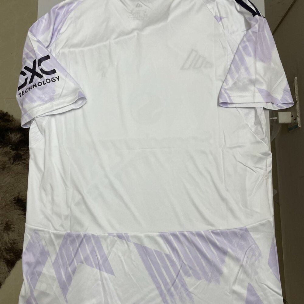 Manchester United 25/26 Away Soccer Jersey | Rare Edition | Flash Limited-Time - Picture 6 of 11